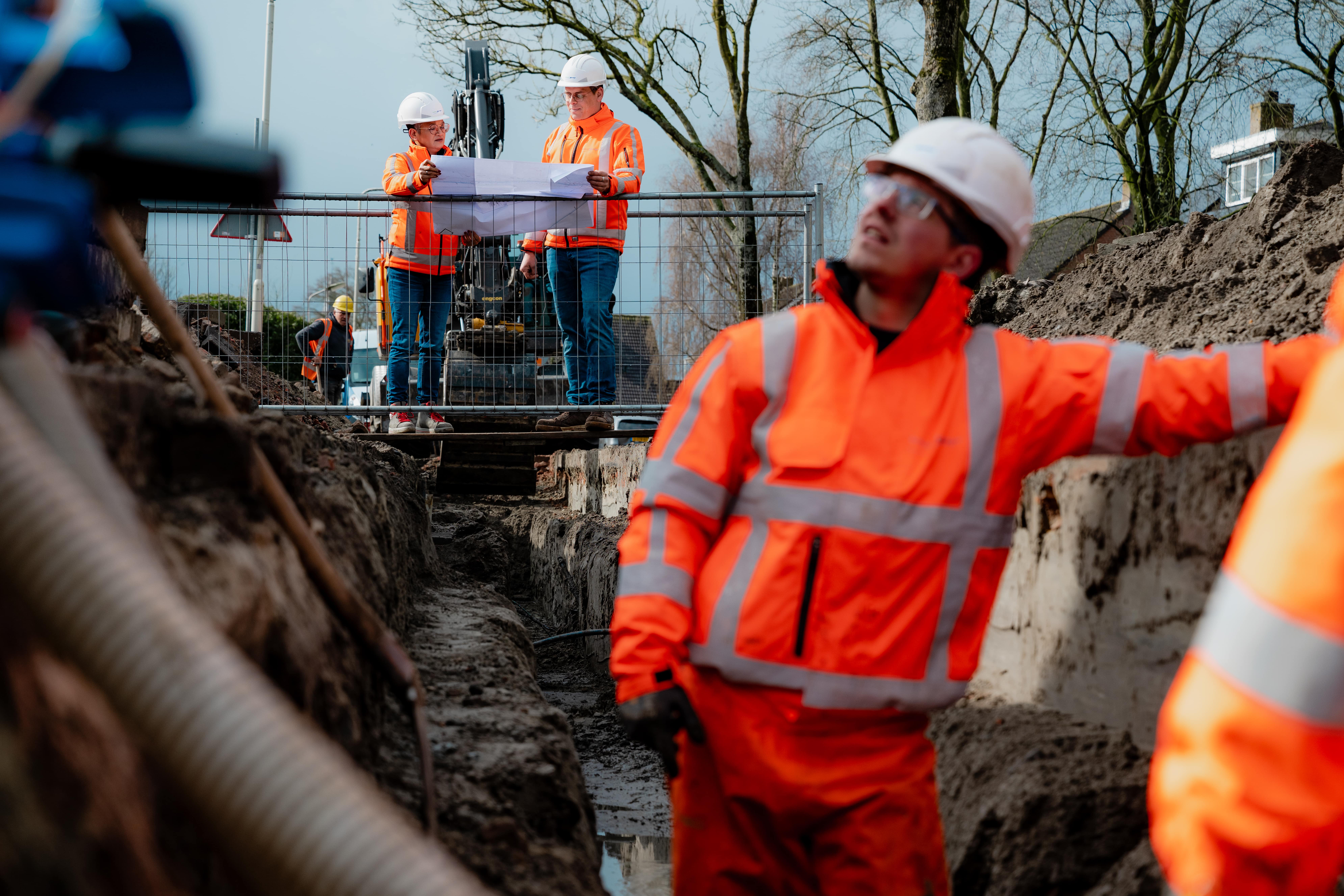 medewerkers aan het werk