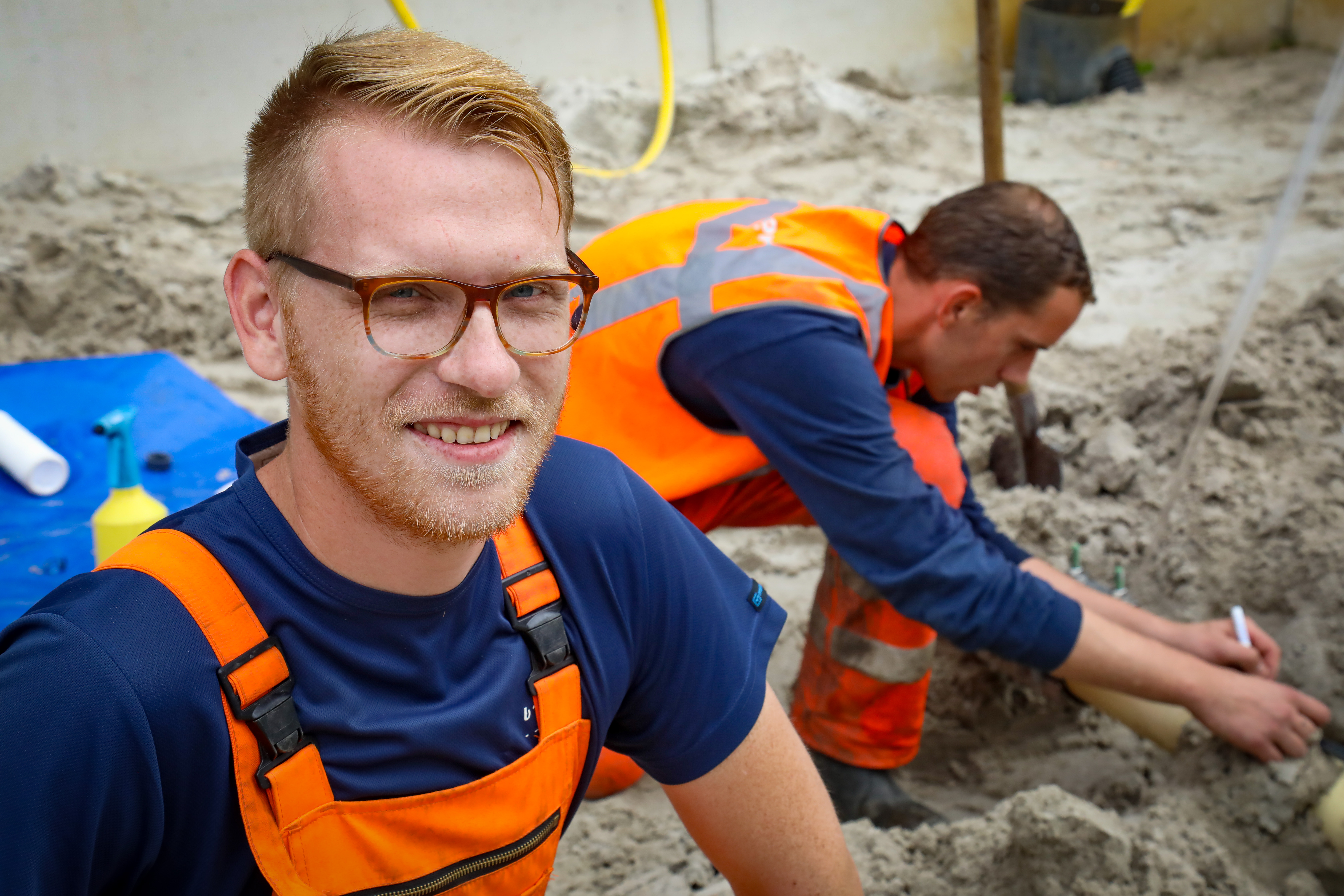 monteurs aan het werk